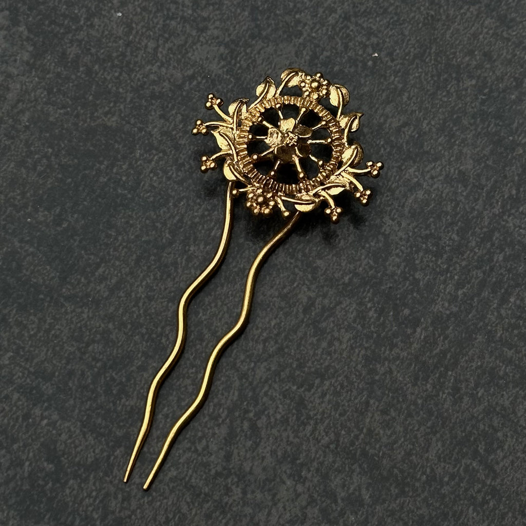 Ayana Hairpin