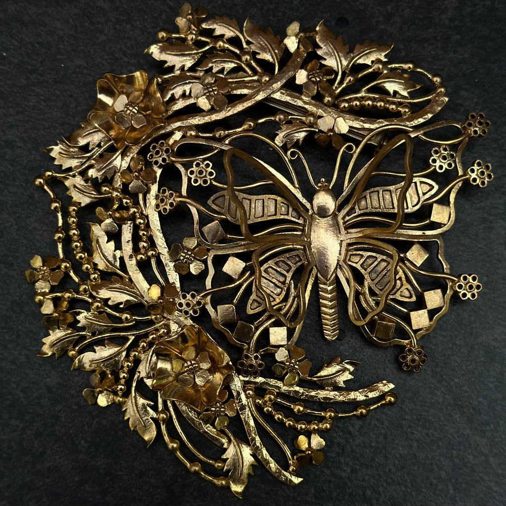 The Elora Brooch