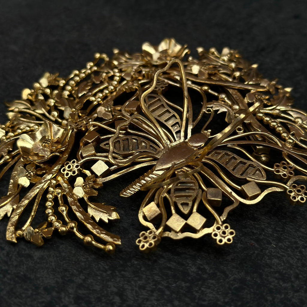 The Elora Brooch